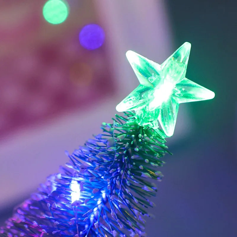 árvore decorativa de natal pequena